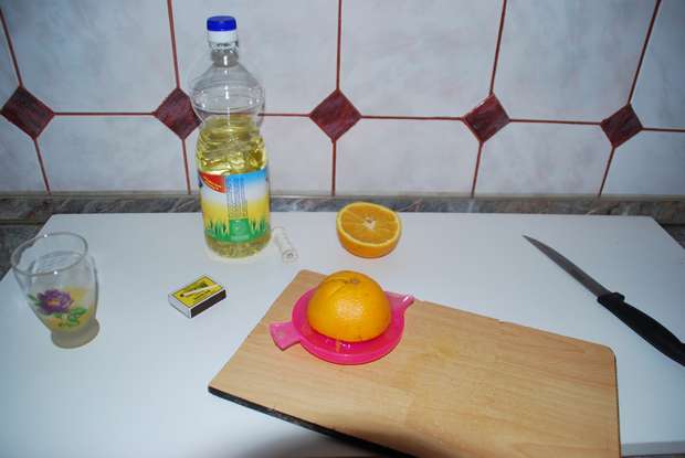 Candles made from oranges
