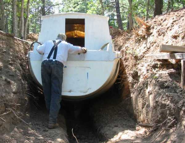 BOAT IN A HOLE - Saga of a Root Cellar | Survival Spot