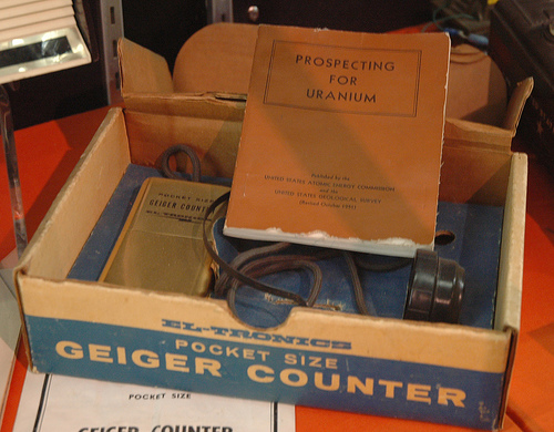 vintage geiger counter
